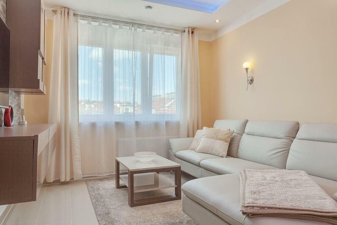 Apartment Felix Zagreb Bagian luar foto